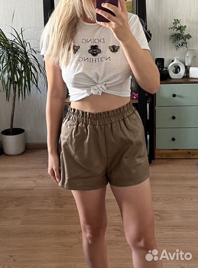 Шорты кожаные S 44