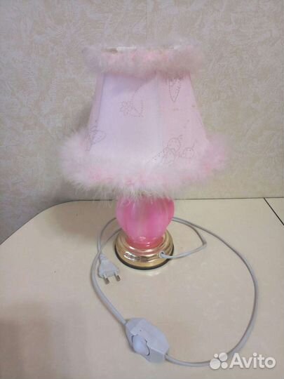 Лампа настольная
