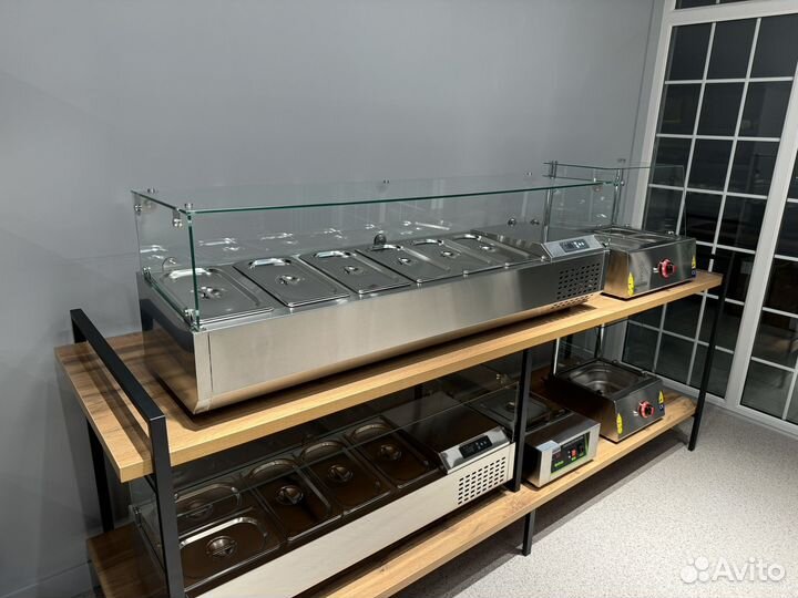 Холодильная витрина с гастроемкостями
