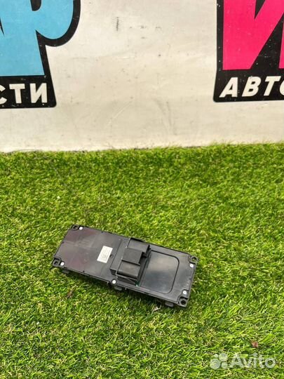 Модуль управления сиденьем передний левый Ford