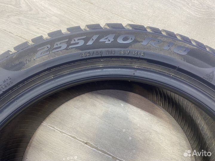Pirelli Winter Sottozero 3 255/40 R18