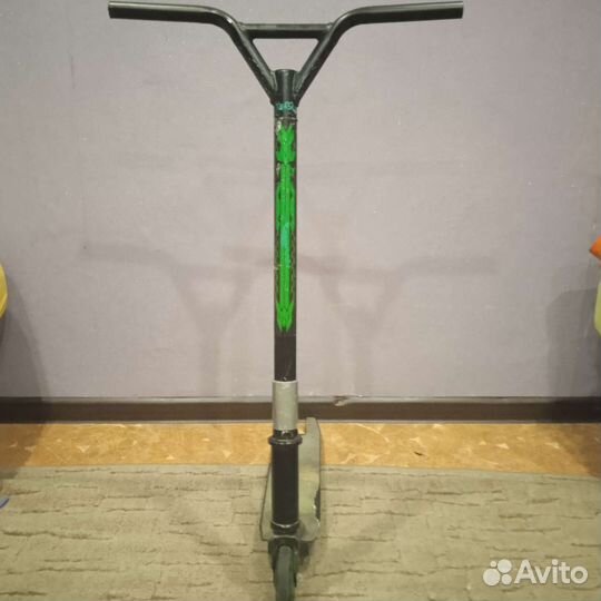 Трюковой самокат