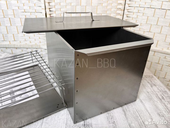Коптильня с поддоном
