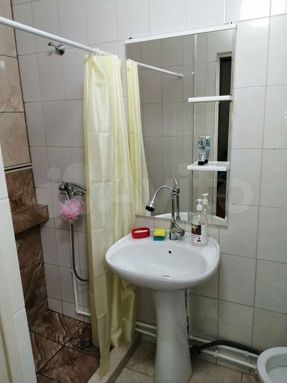 Комната 20 м² в 1-к., 1/2 эт.