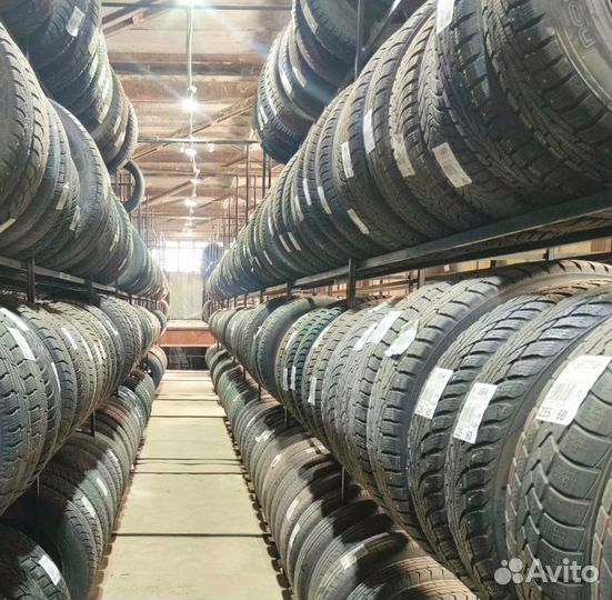 Dunlop SP Winter Ice 01 235/65 R17 108M