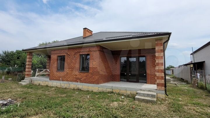 Коттедж 100 м² на участке 4 сот.