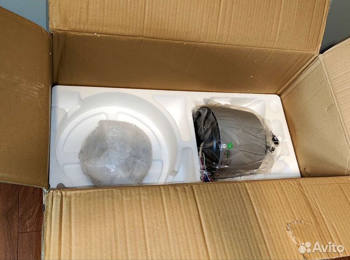 Потолочный вентилятор / Светильник вентилятор