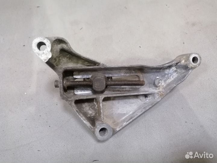 Кронштейн МКПП 3.0 Ford Taurus 2 1992-1996