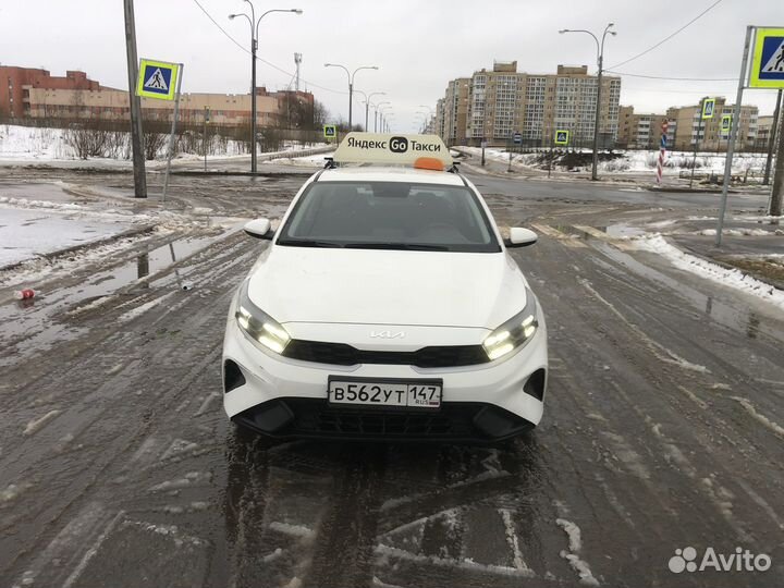 Водитель с личным автомобилем