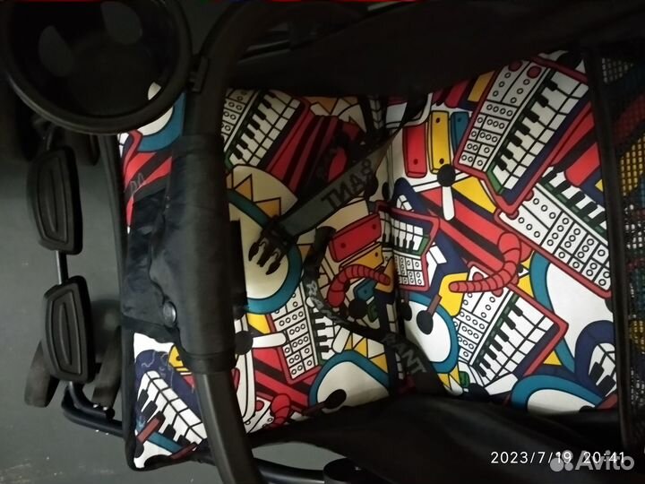 Прогулочная коляска складная