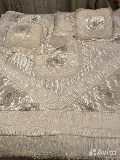 Покрывало на двуспальную кровать