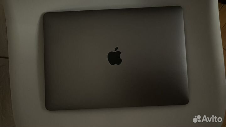 Apple macbook pro 13 2017 512g