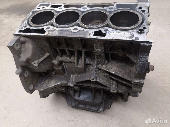 Блок двигателя MR20