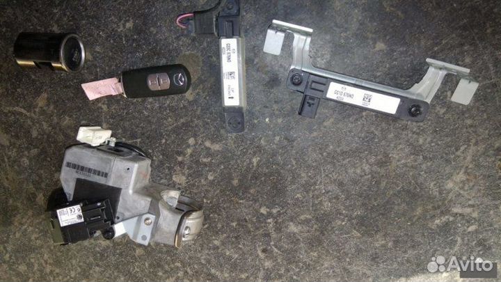 Блок иммобилайзера Mazda Atenza GH5FW L5VE