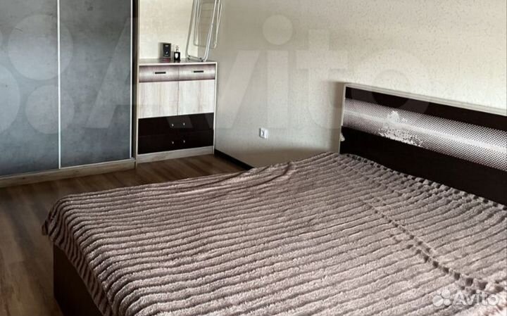 Кровать двухспальная с матрасом бу