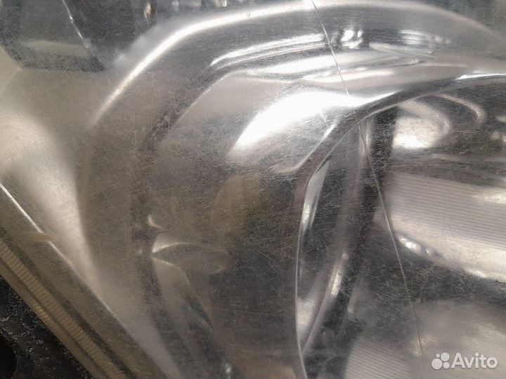 Фара правая Nissan Qashqai J10 MR20DE 2008