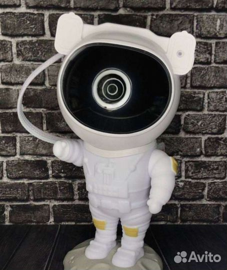 Лазерный ночник космонавт проектор звёздного неба