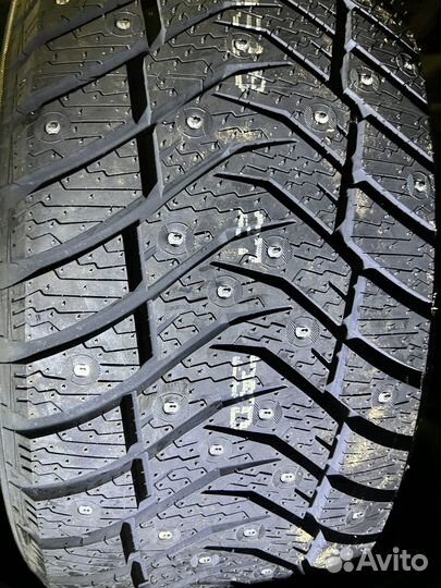 Yokohama IceGuard Stud IG65 245/45 R19 102T