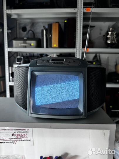 Телевизор проигрыватель CD дисков радио malata