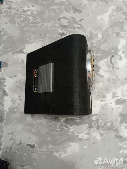 Активный сабвуфер