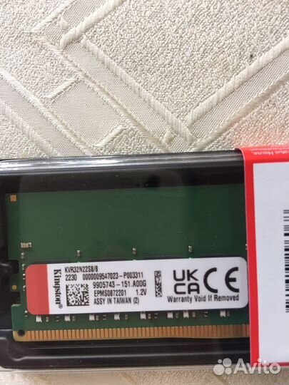 Kingston KVR32N22S8/8 - 8 GB