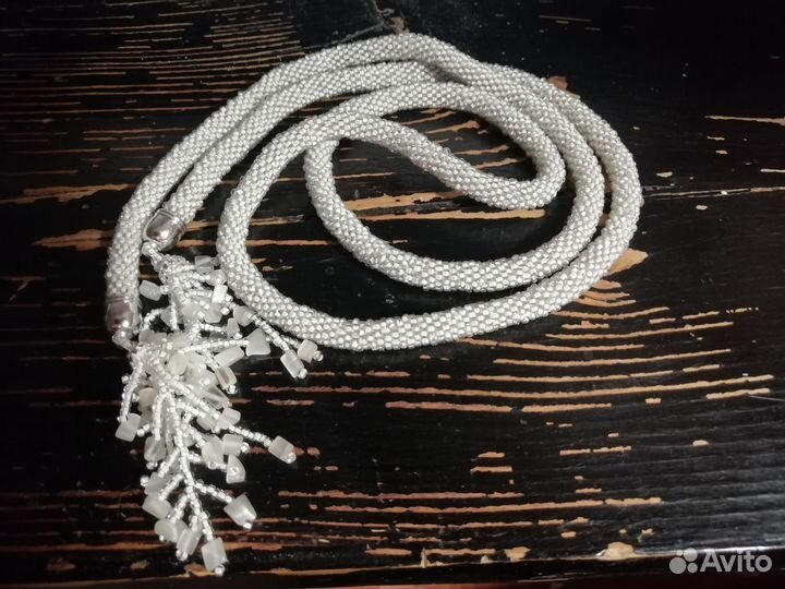 Лариат из бисера