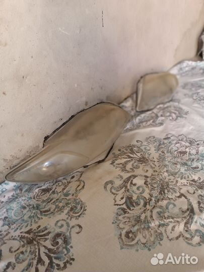 Стëкла фар комплект тоëта королла е150