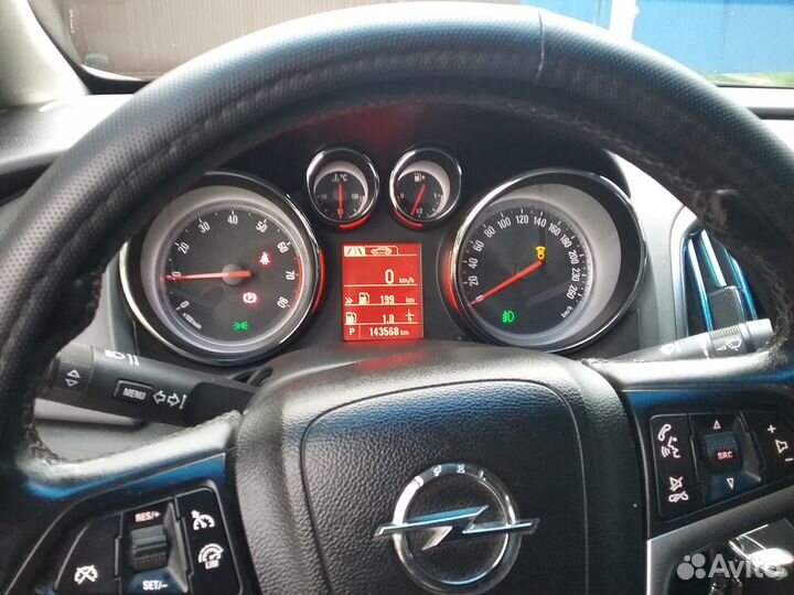 Opel Astra, 2013