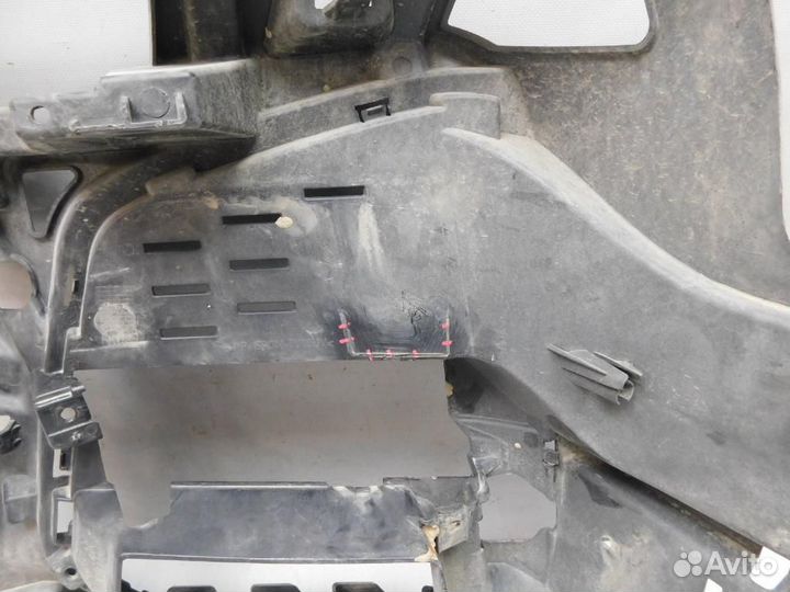 Кронштейн переднего бампера BMW X1