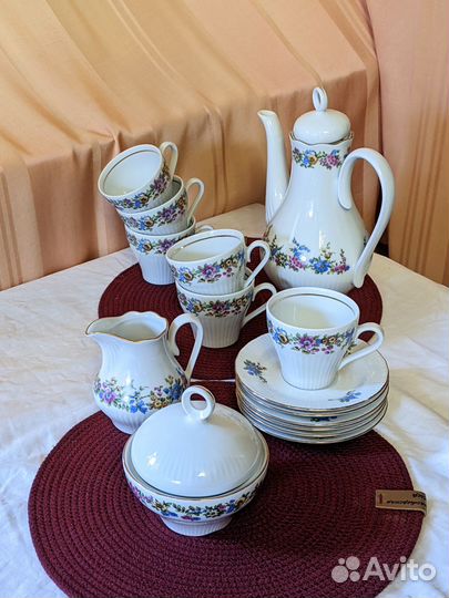 Посуда: сервиз комплект вазы блюда чашки приборы