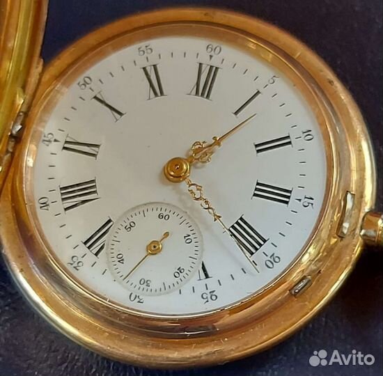 Золотые карманные часы