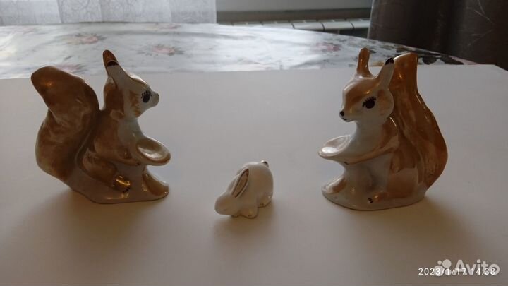 Сувениры разные. Статуэтки