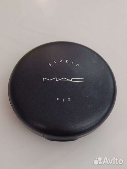 Косметика MAC, Babor, Armani, Clinique