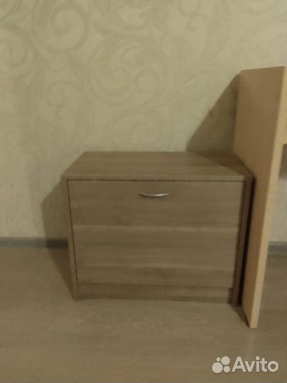 Тумба прикроватная