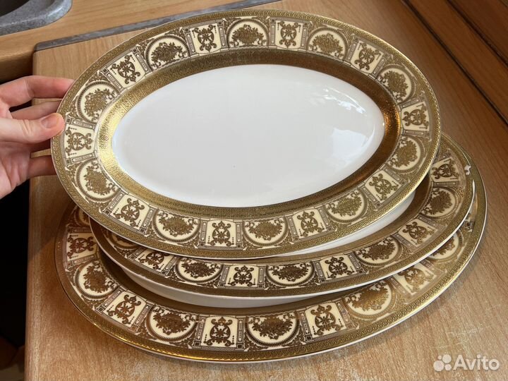 Сервиз столовый золотой 20 персон