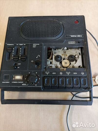 Магнитофон СССР Карпаты 205-1