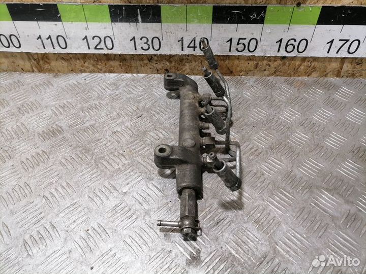 Рейка топливная рампа Nissan Navara d40