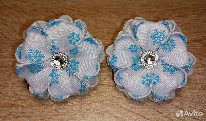 Бантики для волос разные