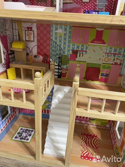 Домик кукольный