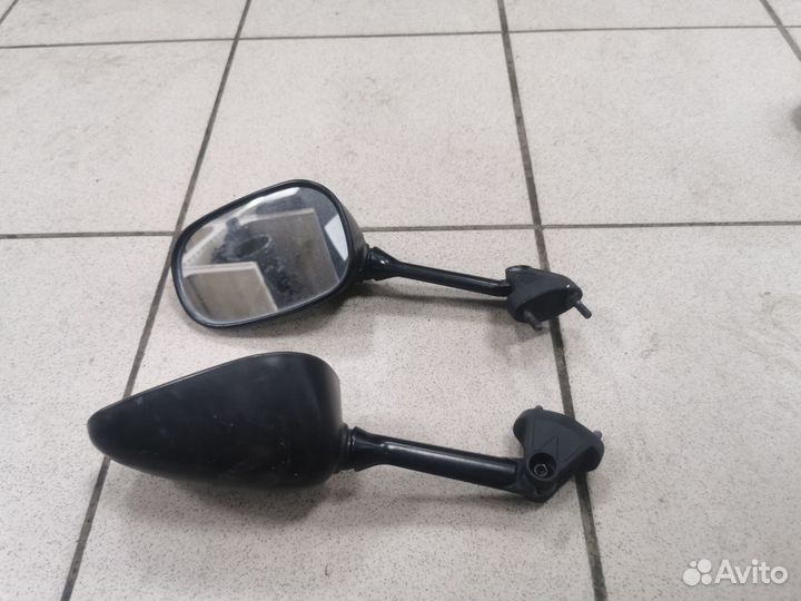 Зеркало Yamaha fz8