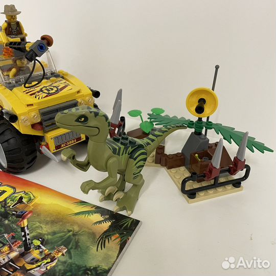 Конструктор lego Dino 5884 Охота на рапторов