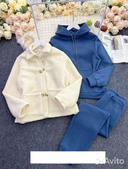 Костюм женский