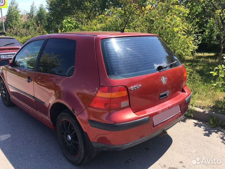 Volkswagen Golf 1.4 МТ, 1999, 200 000 км