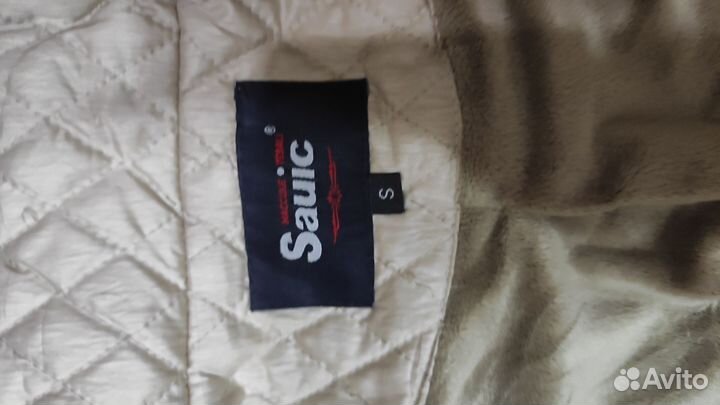 Курточка демисезонная