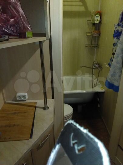 Комната 13 м² в 5-к., 5/5 эт.