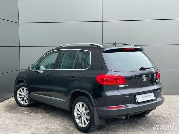 Volkswagen Tiguan 2.0 AT, 2011, 215 000 км