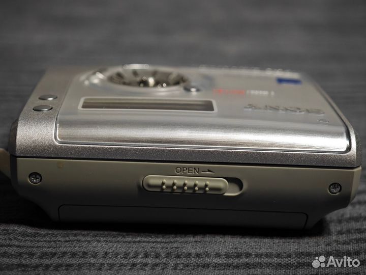 Sony Walkman MZ NH700 Hi- MD плеер
