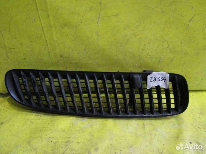 Решетка в капот BMW X5 E53 04-07г 28354