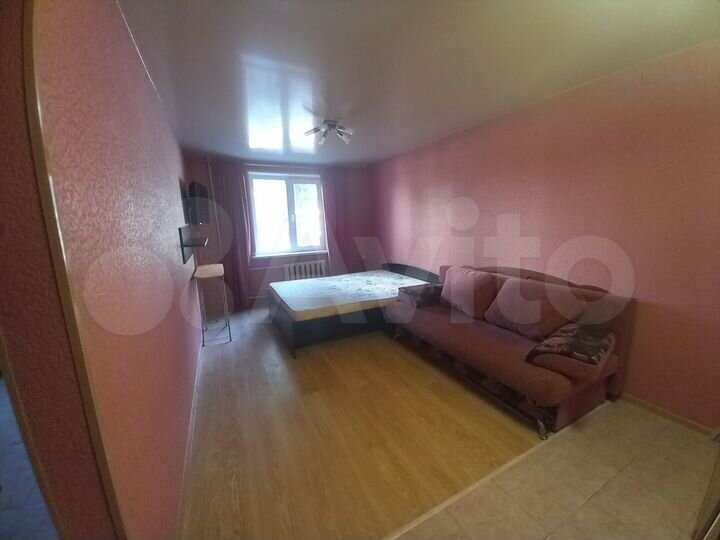 1-к. квартира, 32 м², 1/9 эт.