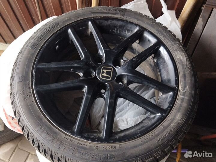 Колёса зимнии в сборе r17
